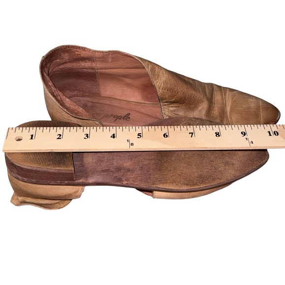Free People Distressed Leather Slip On Mules Pointed Boho Neutral Royale flats
